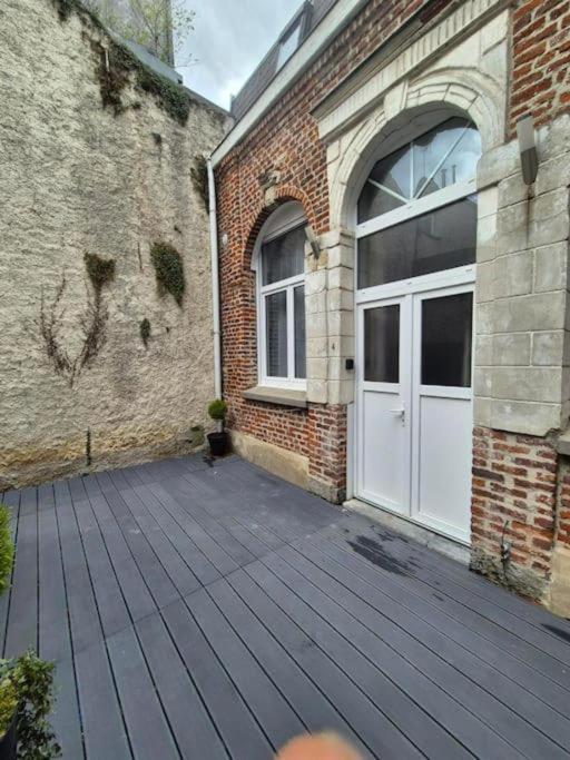 Valscosy Parking - Activites Illegales Interdite Valenciennes Exterior photo